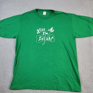 Vintage 70's 80's T-Shirt Men's Size XL Short Sleeve St. Pattys Day *Shrunk*